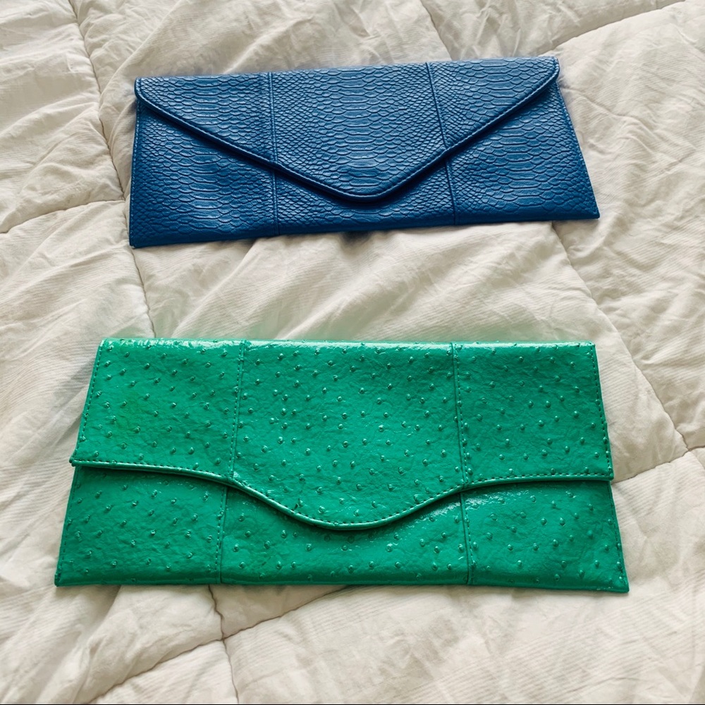2 Clutches (Blue and Green)
